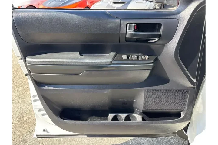 $39902 : Toyota Tundra 2020 4x4 SR5 4 image 10