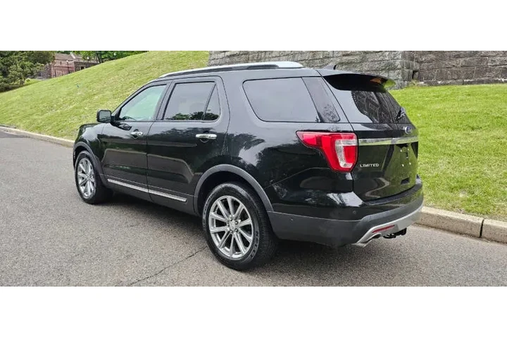 $9495 : 2016 Explorer Limited image 4