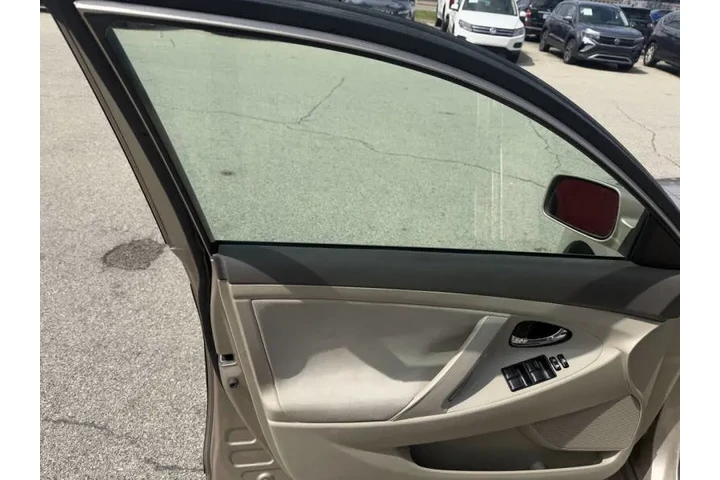 $6850 : 2007 Camry LE image 10