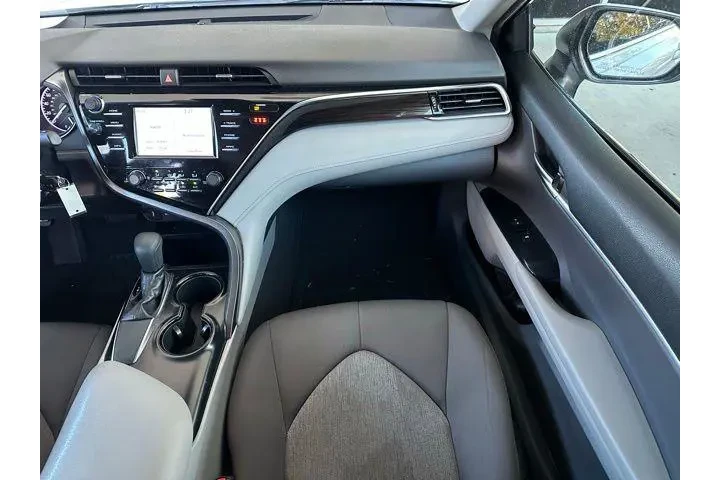 $18900 : Toyota Camry 2018 LE 4dr Sed image 10