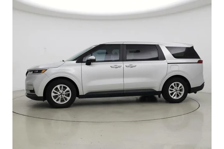 $30998 : Kia Carnival 2023 LX 4dr Min image 3