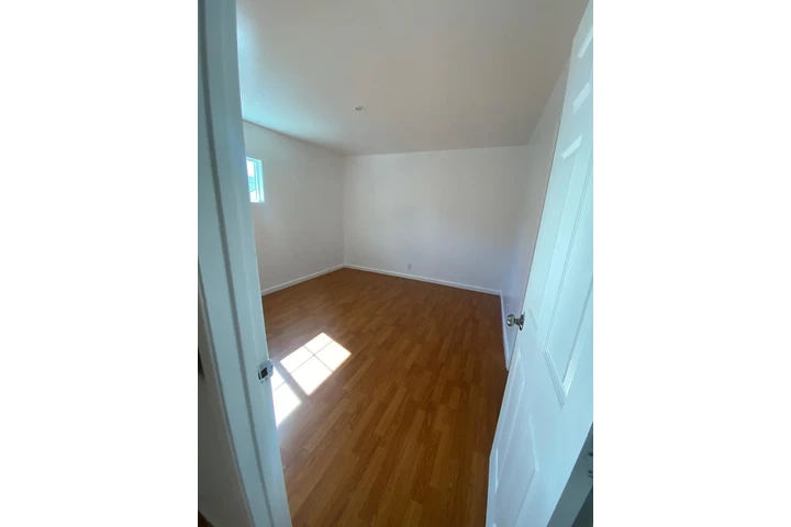 $2590 : Beautiful Home_Reduced Price! image 10