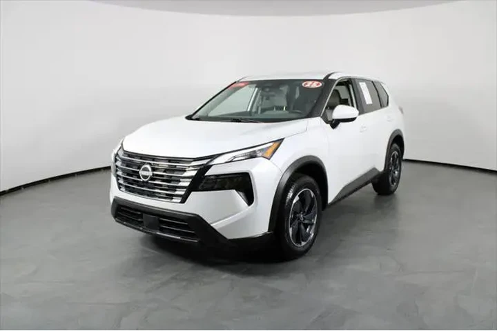 $19987 : Nissan Rogue 2025 AWD SV 4dr image 2