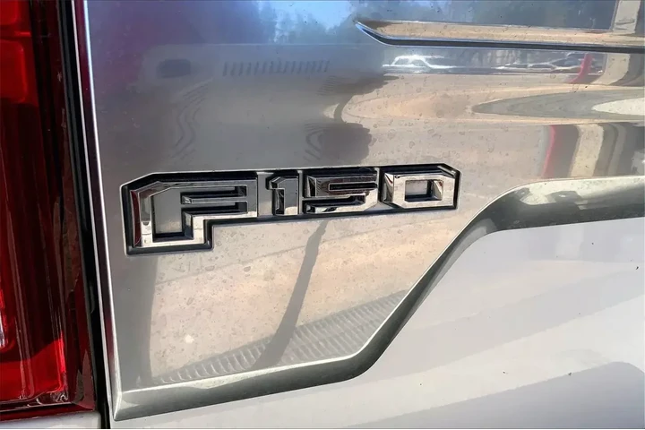 $35991 : Ford F-150 2018 4x4 Platinum image 9