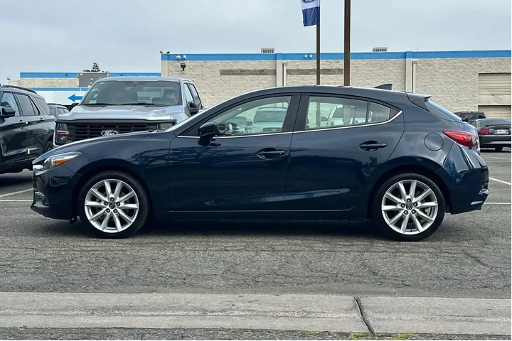 $16284 : Mazda Mazda3 2017 Grand Tour image 5