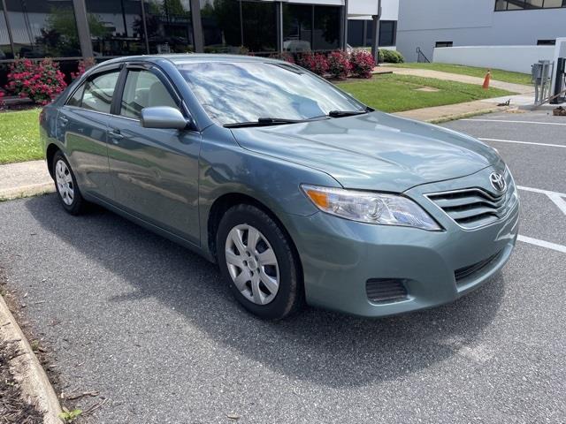 $8740 : PRE-OWNED 2010 TOYOTA CAMRY LE image 4