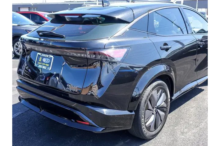 $24962 : Nissan Ariya 2023 AWD Engage image 7