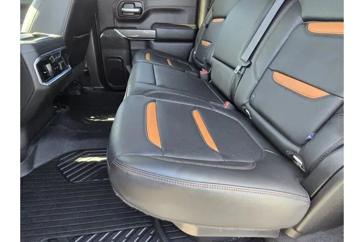 $33995 : GMC Sierra 1500 2020 4x4 AT4 image 1