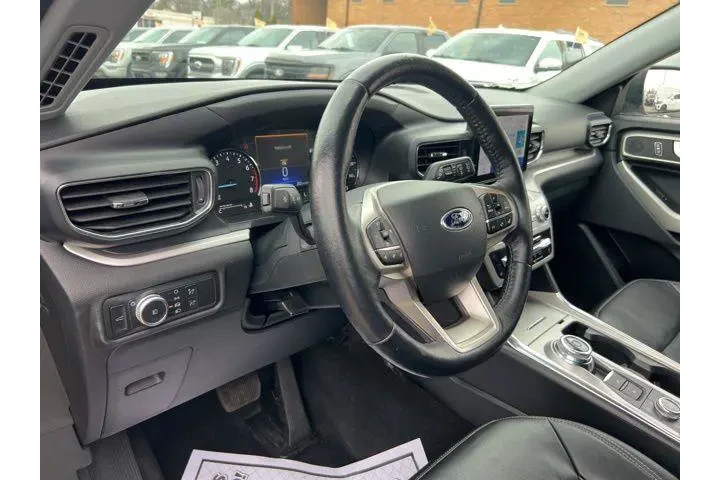 $25548 : Ford Explorer 2022 AWD XLT 4 image 7