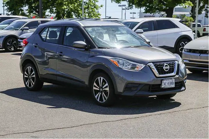 $9991 : Nissan Kicks 2019 SV 4dr Cro image 6