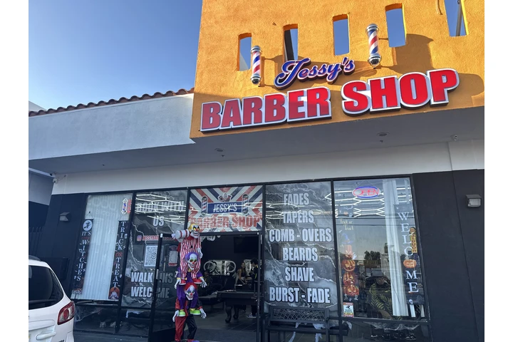 Busco Barber con experiencia image 2