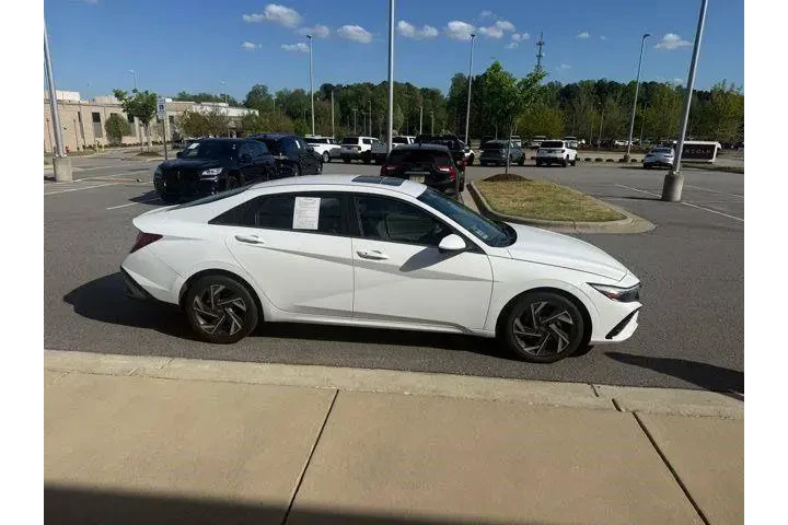 $21440 : Hyundai ELANTRA 2025 SEL Con image 5