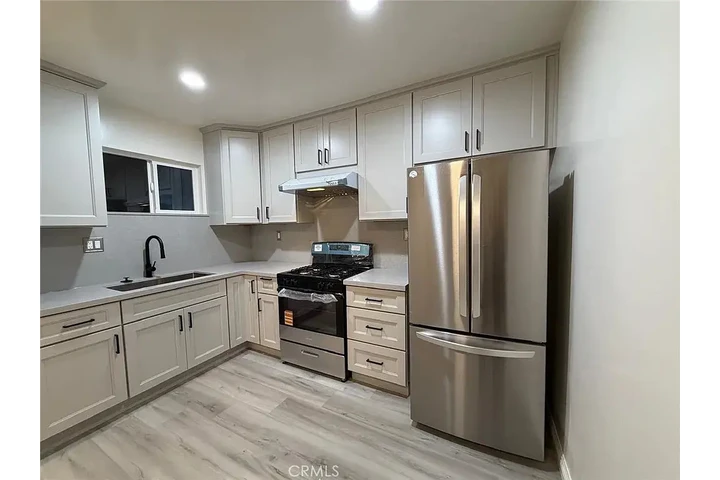 $900 : Beautiful Home... San Gabriel image 5