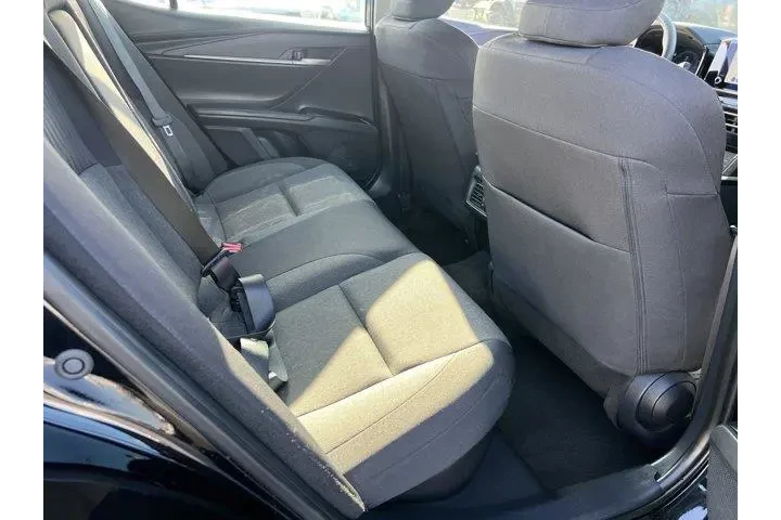 $33999 : Toyota Camry 2025 XSE 4dr Se image 7