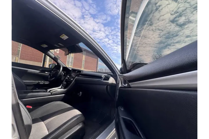 $12999 : 2021 Civic Sport image 10