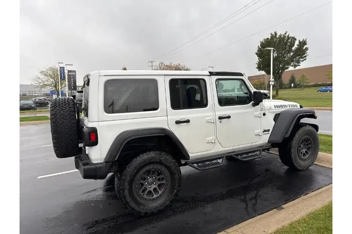 $36757 : Jeep Wrangler Unlimited 2022 image 6