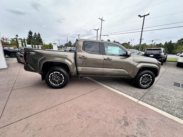 $52705 : 2024 Tacoma TRD Sport image 6