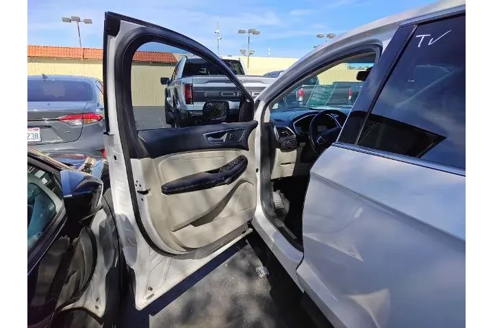 $12258 : Ford Edge 2018 Titanium 4dr image 6