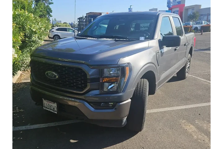 $32493 : Ford F-150 2023 4x4 Platinum image 1