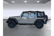 $13998 : Jeep Wrangler Unlimited 2016 thumbnail