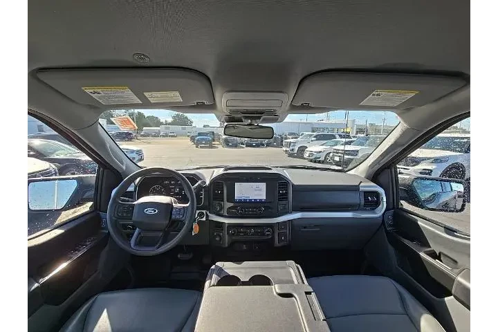 $30500 : Ford F-150 2021 4x4 XL 4dr S image 2