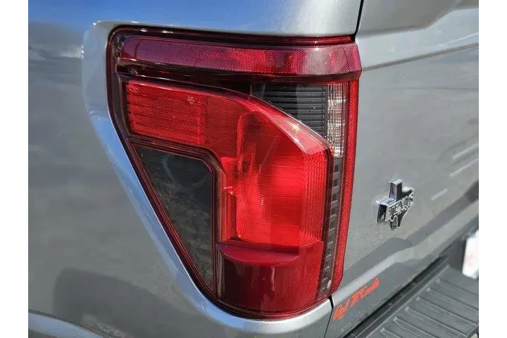 $37800 : Ford F-150 2024 4x2 XLT 4dr image 9