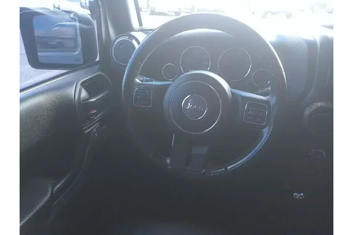 $16998 : Jeep Wrangler Unlimited 2015 image 6