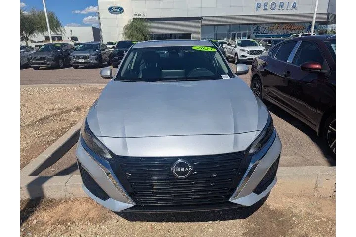 Nissan Altima 2023 2.5 SL 4d image 2