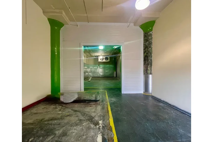 $1 : SE RENTA BODEGA CON COOLER image 2