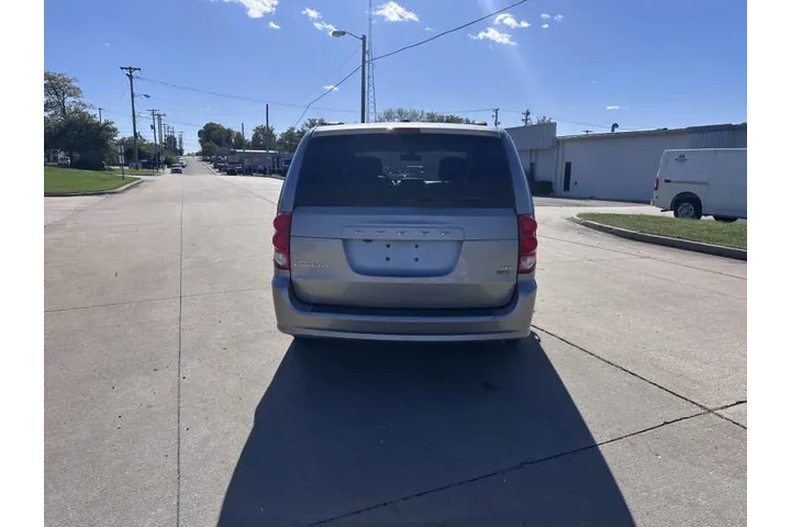 $10500 : 2019 Grand Caravan SXT image 6