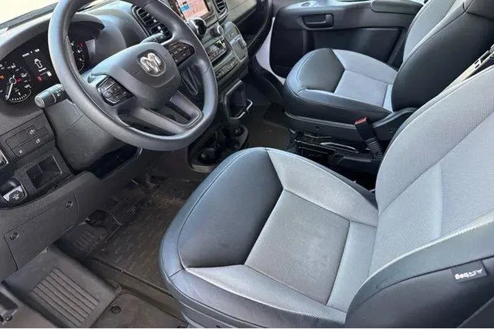 $39998 : Ram ProMaster 2026 Tradesman image 5