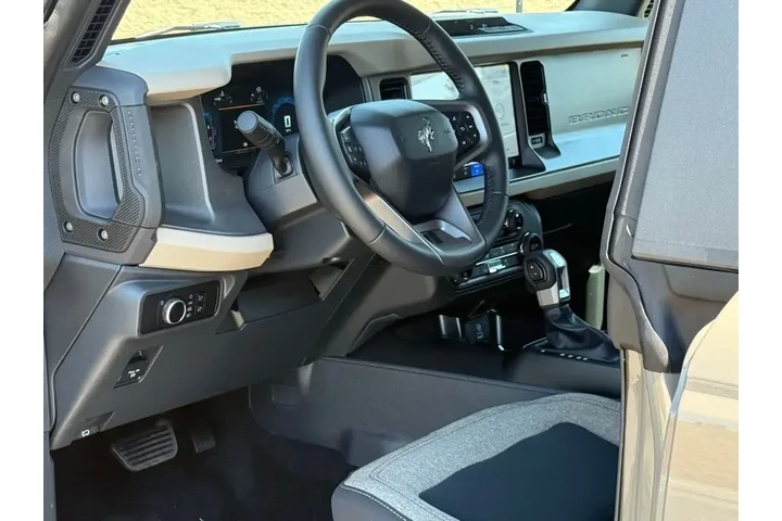 $39589 : Ford Bronco 2025 4x4 Big Ben image 9