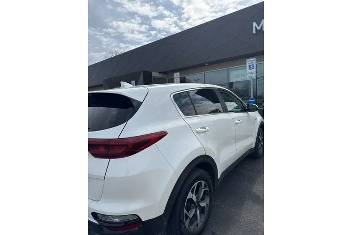$14990 : Kia Sportage 2021 AWD LX 4dr image 9