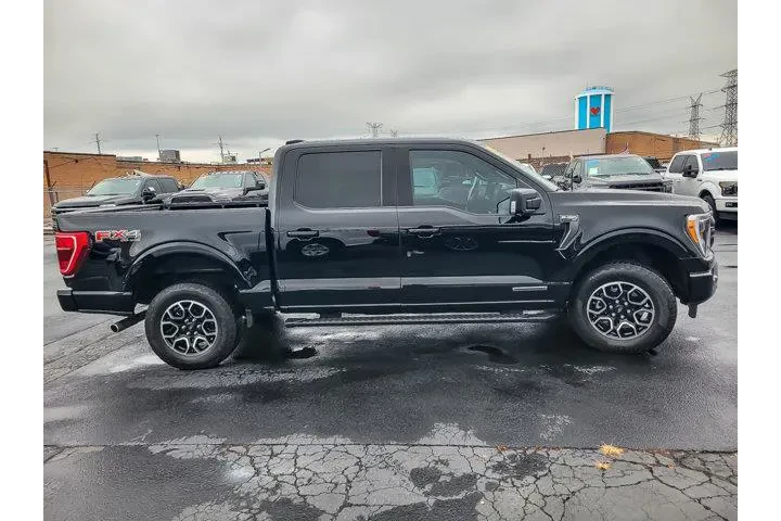 $39889 : Ford F-150 2022 4x4 XLT 4dr image 9