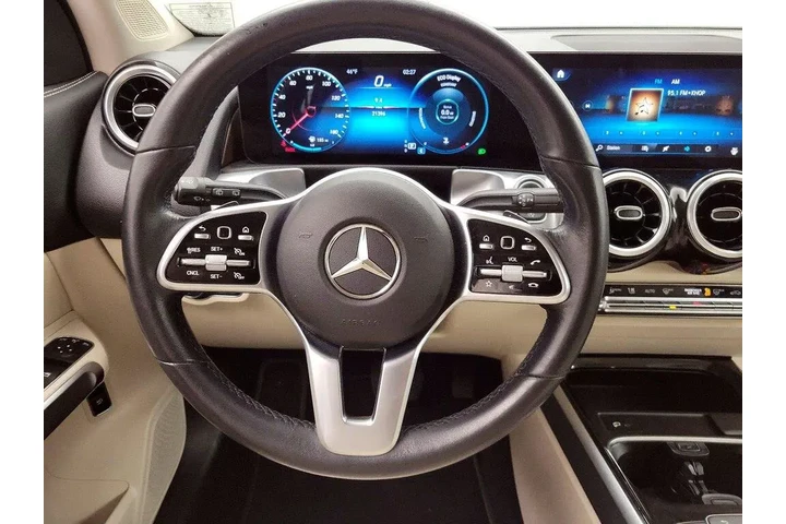 $27998 : Mercedes-Benz GLB 2022 AWD G image 10