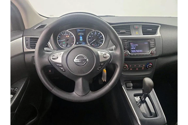 $11998 : Nissan Sentra 2018 S 4dr Sed image 10