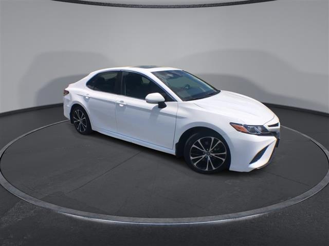 PRE-OWNED 2018 TOYOTA CAMRY L image 2