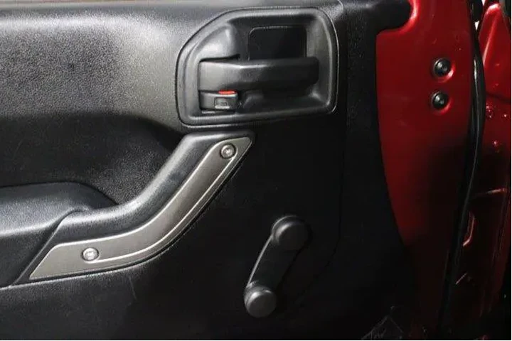 $17889 : Jeep Wrangler 2013 4x4 Sport image 7