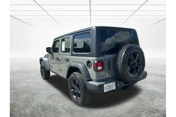 $32995 : Jeep Wrangler Unlimited 2022 image 6