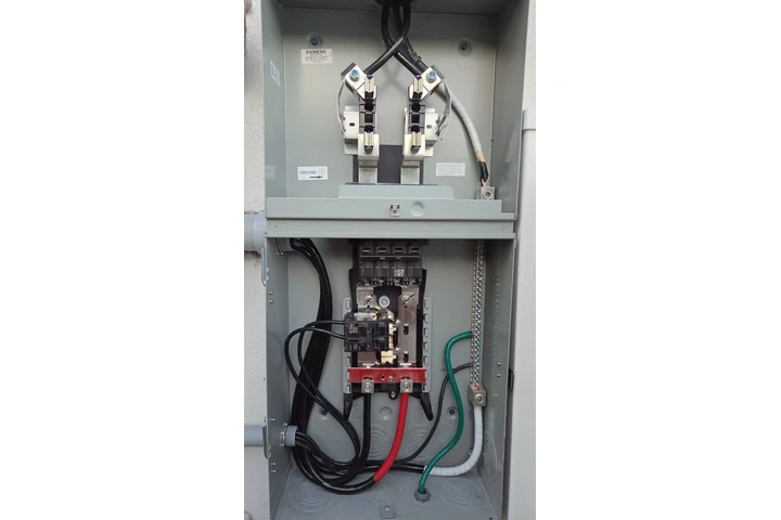 Servicios eléctricos image 3