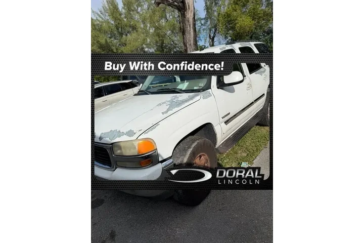 $2990 : GMC Yukon 2005 SLT 4WD 4dr S image 1