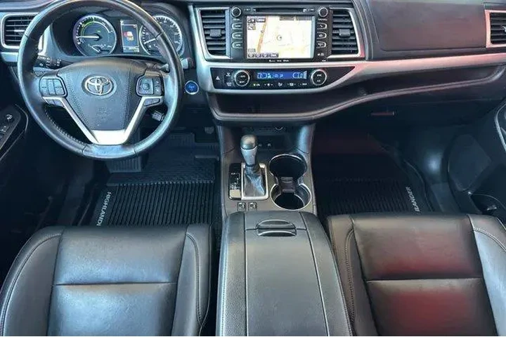 $27500 : Toyota Highlander Hybrid 201 image 6