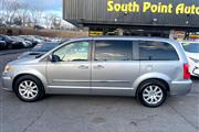 $9900 : 2014 Town & Country thumbnail
