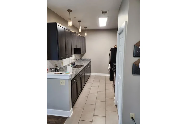 $1500 : Spacious 3bedroom for rent image 5