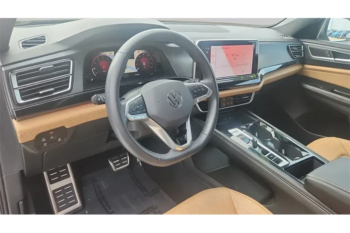 $33107 : Volkswagen Atlas Cross Sport image 9