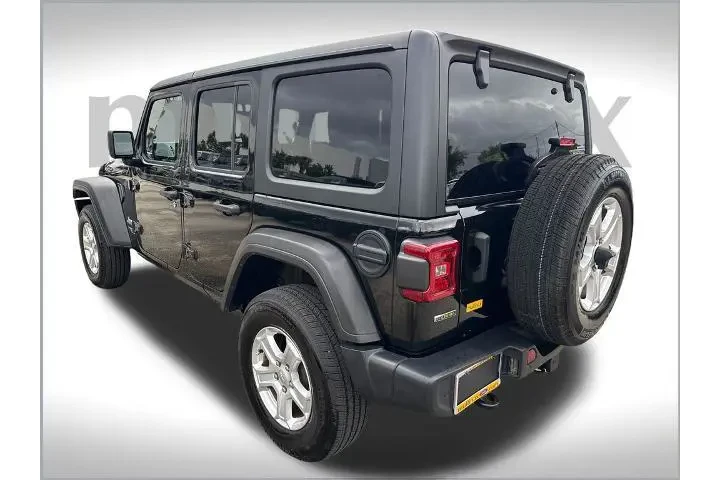 $27900 : Jeep Wrangler Unlimited 2021 image 8