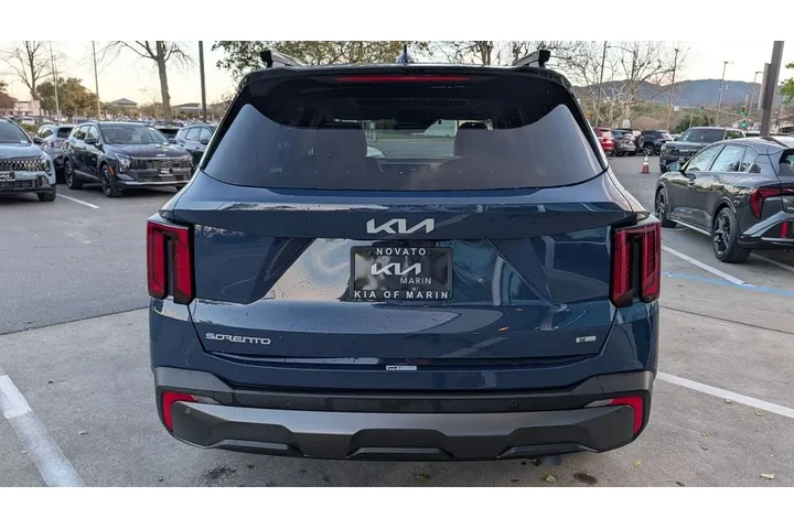 $38495 : 2024 Sorento X-Line SX image 9