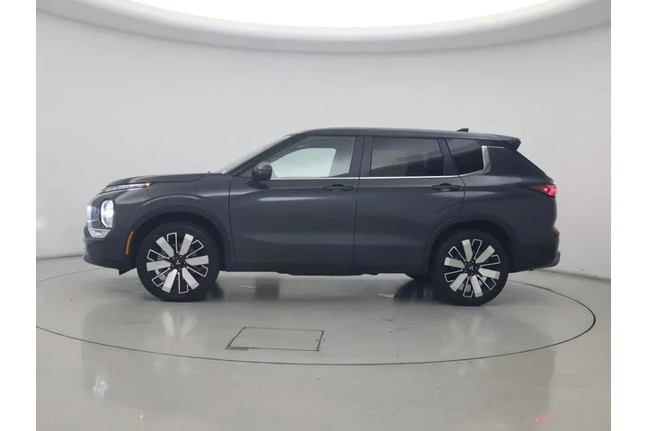 $26998 : Mitsubishi Outlander 2025 AW image 3