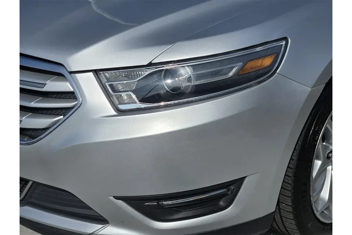 $12200 : Ford Taurus 2017 Limited 4dr image 9