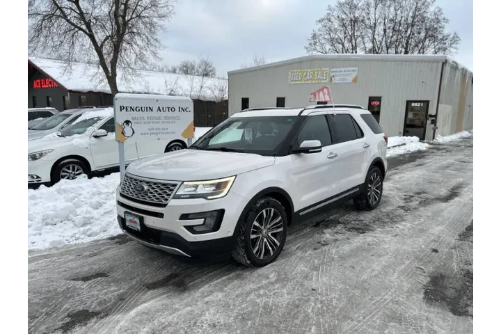 $15990 : 2017 Explorer Platinum image 2